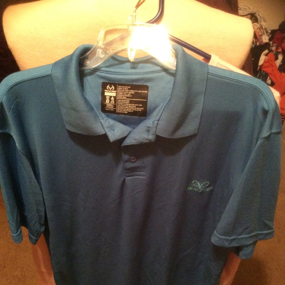 Men’s small SS Realtree polo